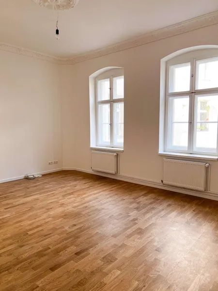Modernisierte 1 Zimmer Altbauwohnung mit EBK am Schloss Charlottenburg — photo 1